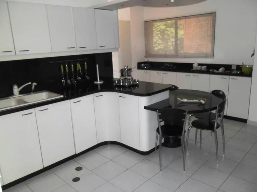 Apartamento (1 Nivel) en Venta en Los Dos Caminos, Distrito Metropolitano - 66