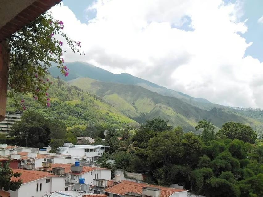 Apartamento (1 Nivel) en Venta en Los Dos Caminos, Distrito Metropolitano - 9