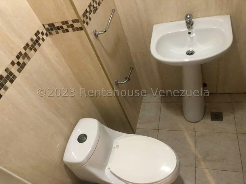 Comercial (Oficina) en Alquiler en Manongo, Carabobo - 24