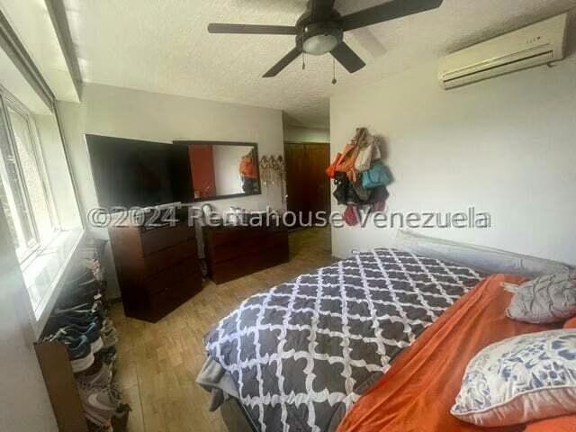 Apartamento (1 Nivel) en Venta en Miranda, Distrito Metropolitano - 11