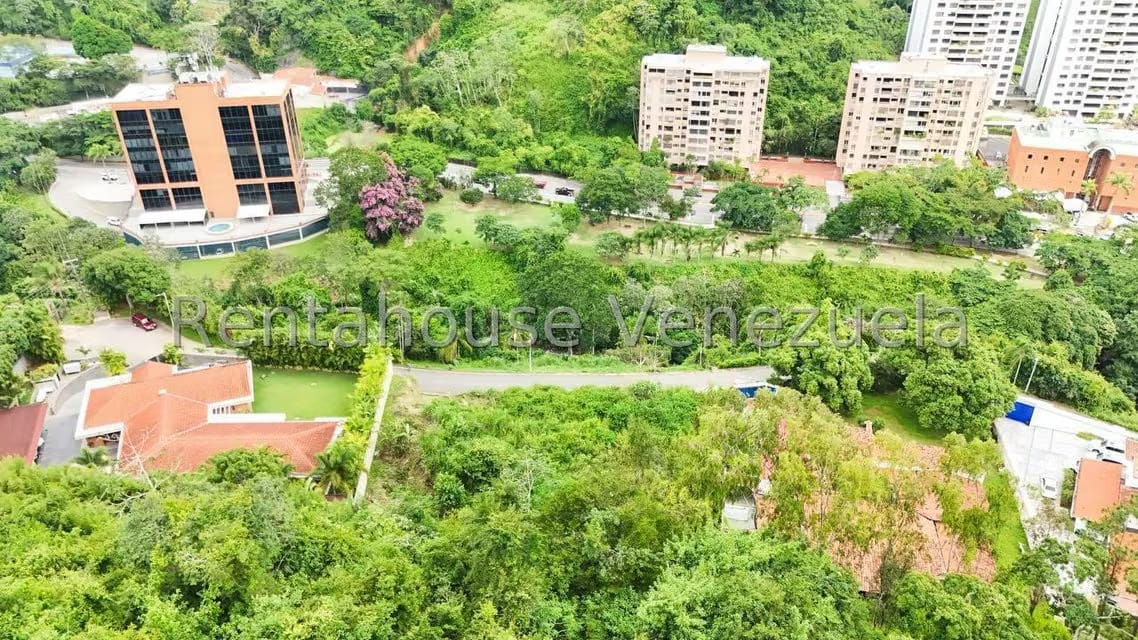 Terreno (Residencial) en Venta en Cerro Verde, Distrito Metropolitano - 4