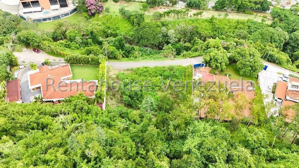 Terreno (Residencial) en Venta en Cerro Verde, Distrito Metropolitano - 6