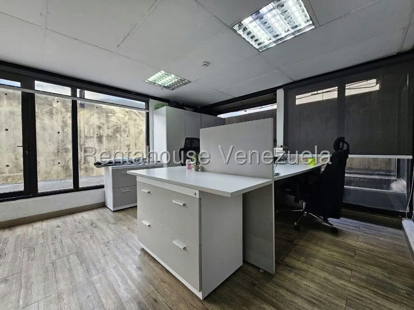 Comercial (Oficina) en Venta en El Rosal, Distrito Metropolitano - 14