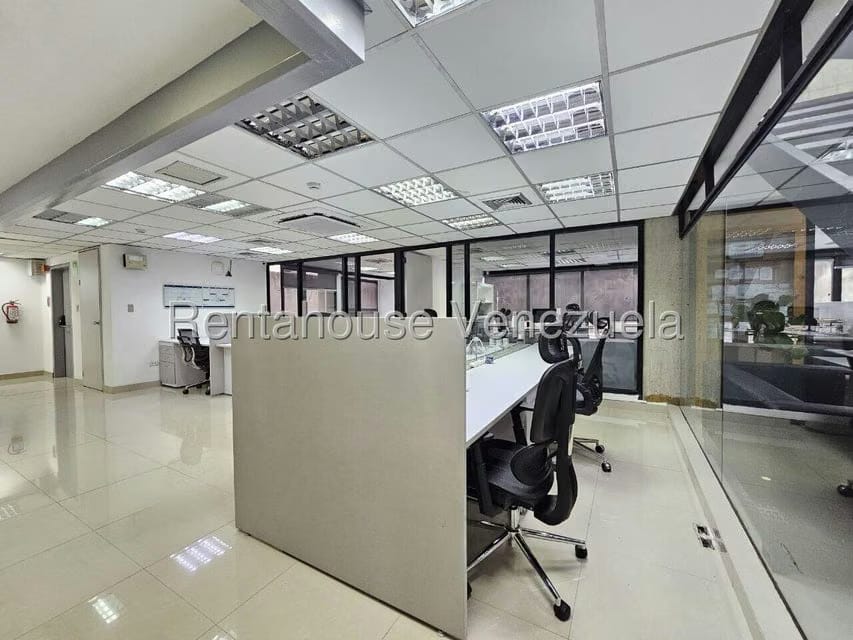 Comercial (Oficina) en Venta en El Rosal, Distrito Metropolitano - 15