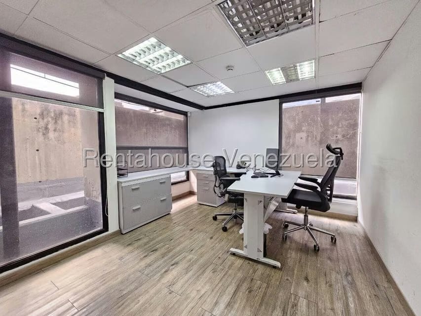 Comercial (Oficina) en Venta en El Rosal, Distrito Metropolitano - 17