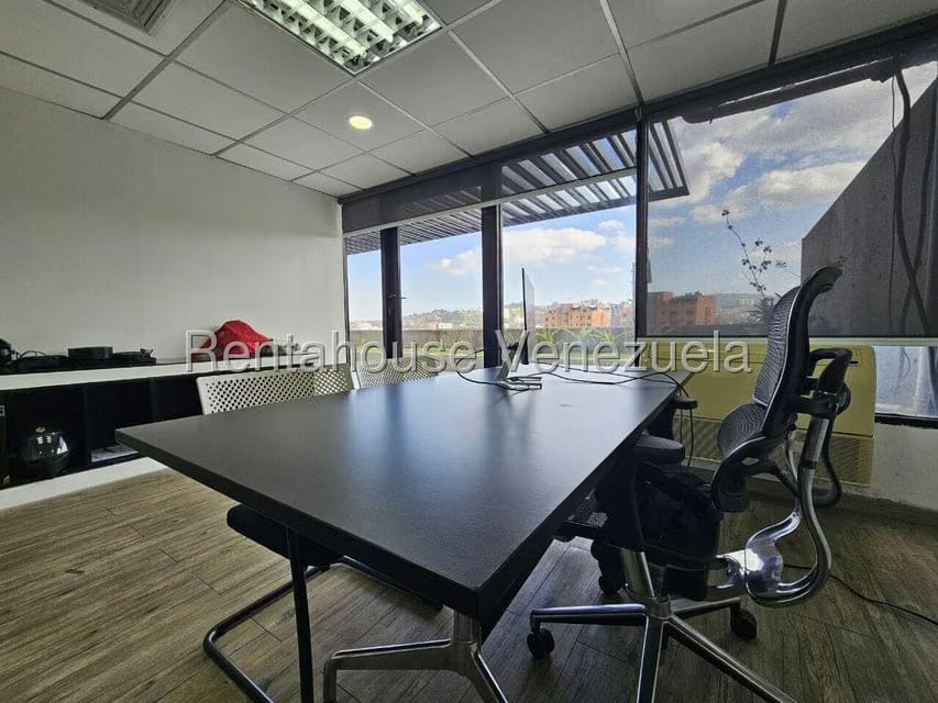 Comercial (Oficina) en Venta en El Rosal, Distrito Metropolitano - 24