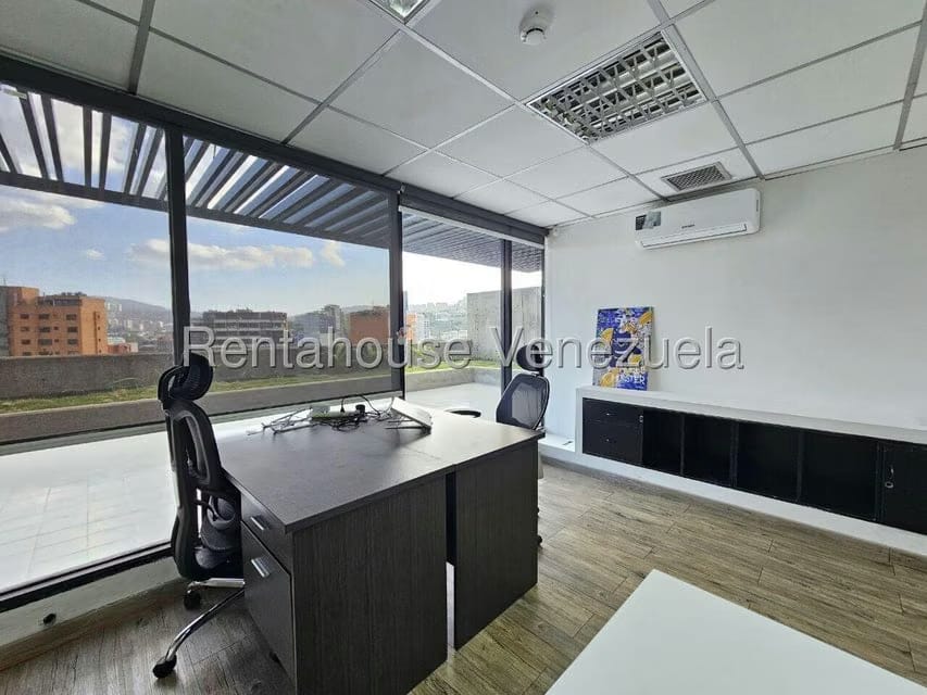 Comercial (Oficina) en Venta en El Rosal, Distrito Metropolitano - 28