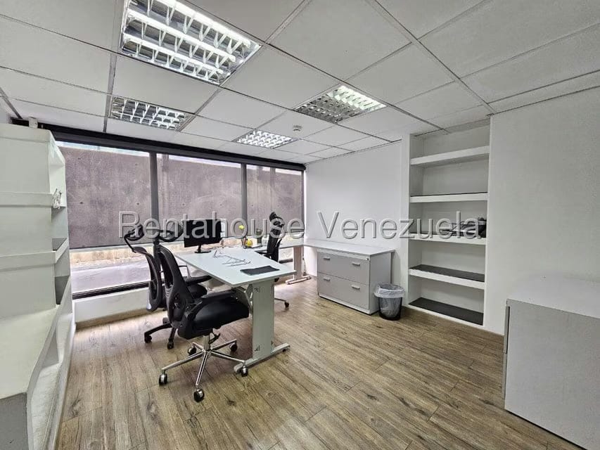 Comercial (Oficina) en Venta en El Rosal, Distrito Metropolitano - 34