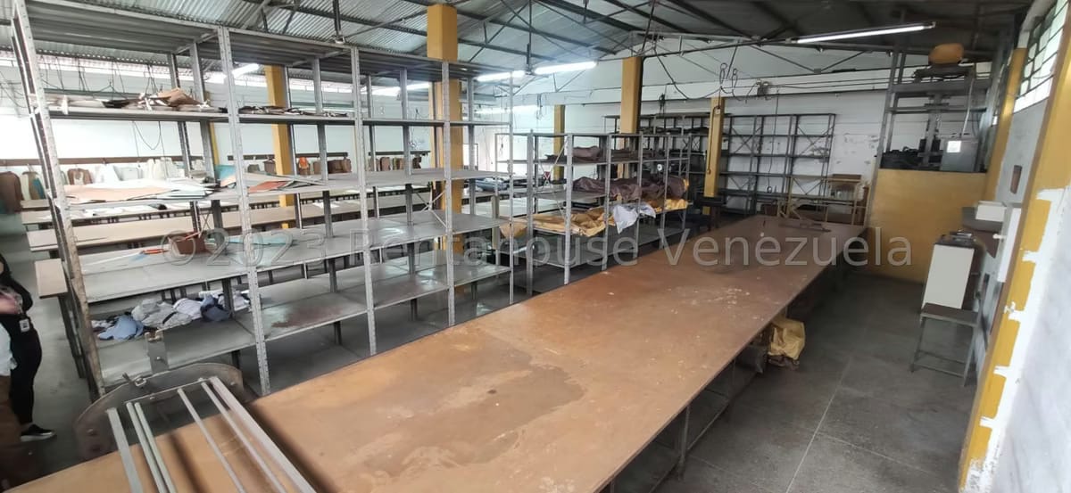 Comercial (Galpon - Deposito) en Alquiler en El Tambor, Miranda - 27