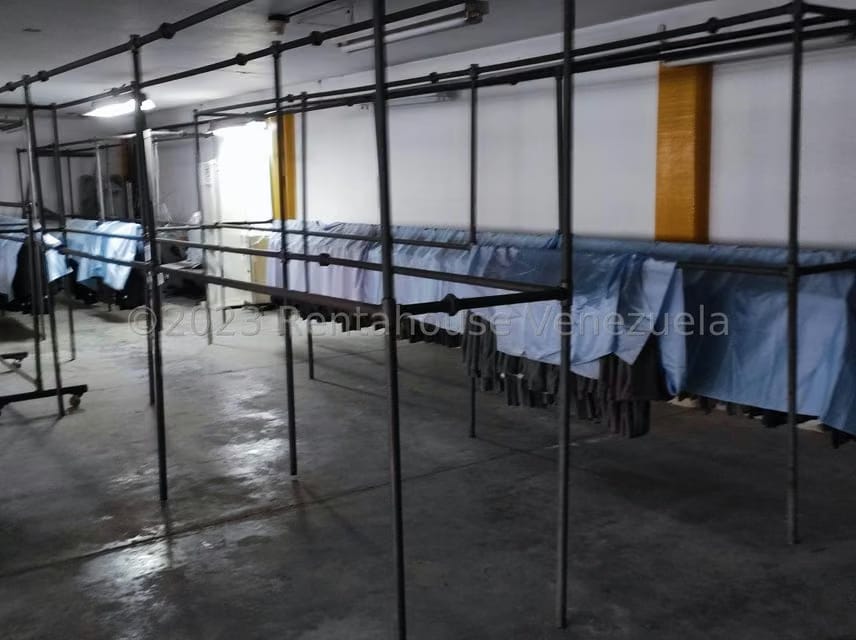 Comercial (Galpon - Deposito) en Alquiler en El Tambor, Miranda - 34