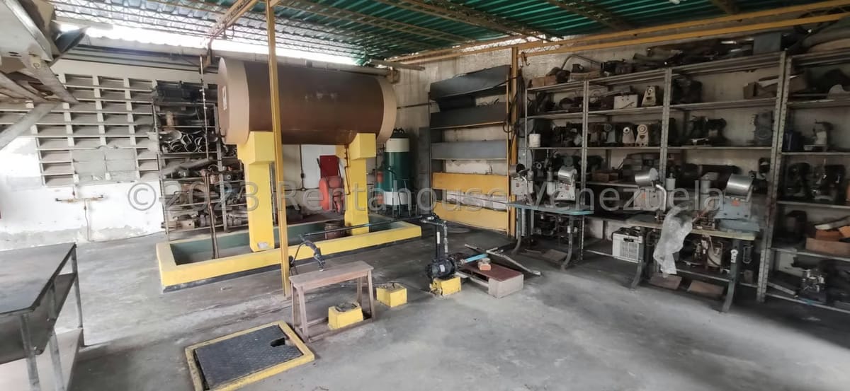 Comercial (Galpon - Deposito) en Alquiler en El Tambor, Miranda - 48