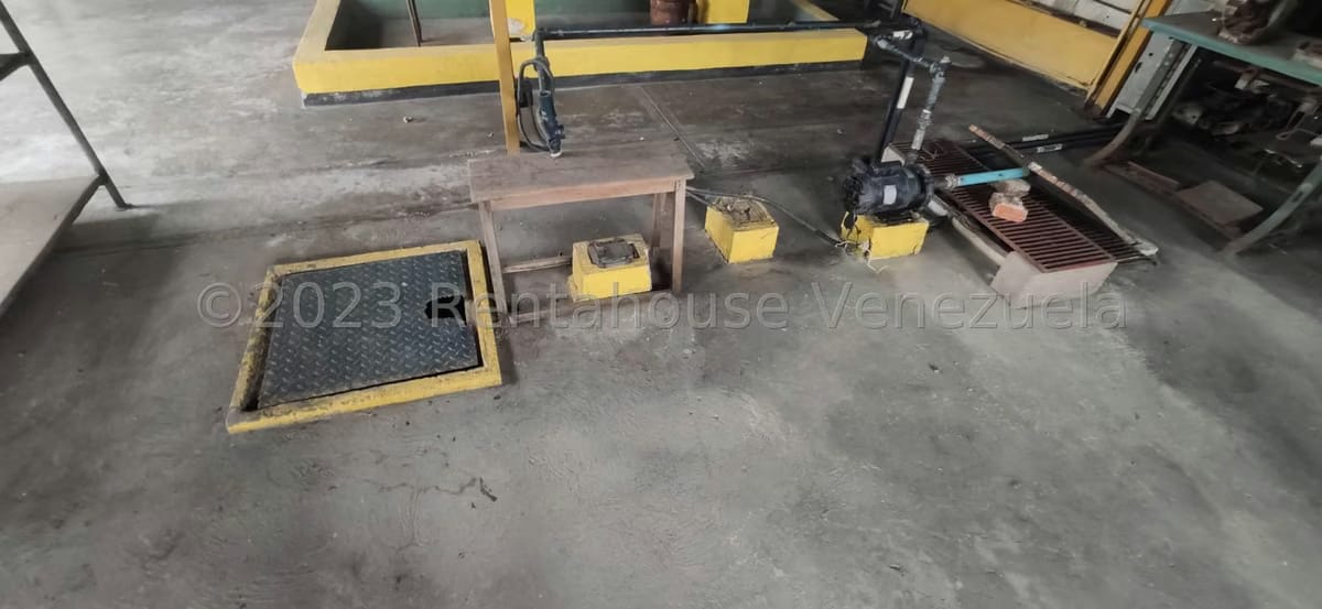 Comercial (Galpon - Deposito) en Alquiler en El Tambor, Miranda - 49
