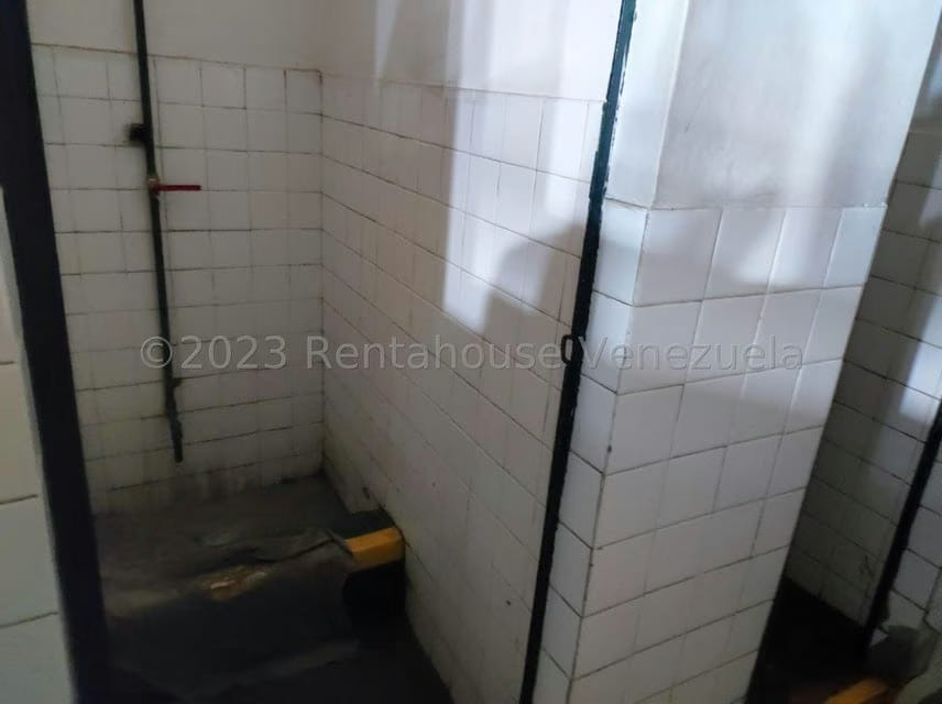 Comercial (Galpon - Deposito) en Alquiler en El Tambor, Miranda - 74