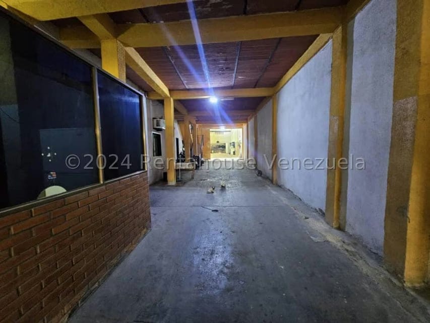 Comercial (Local Comercial) en Venta en Zona Centro, Aragua - 18