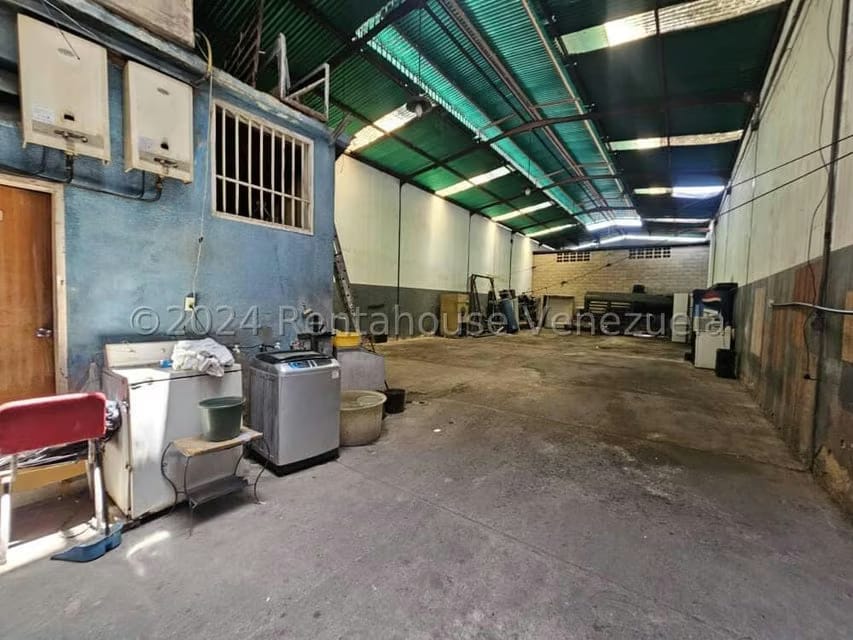 Comercial (Local Comercial) en Venta en Zona Centro, Aragua - 21