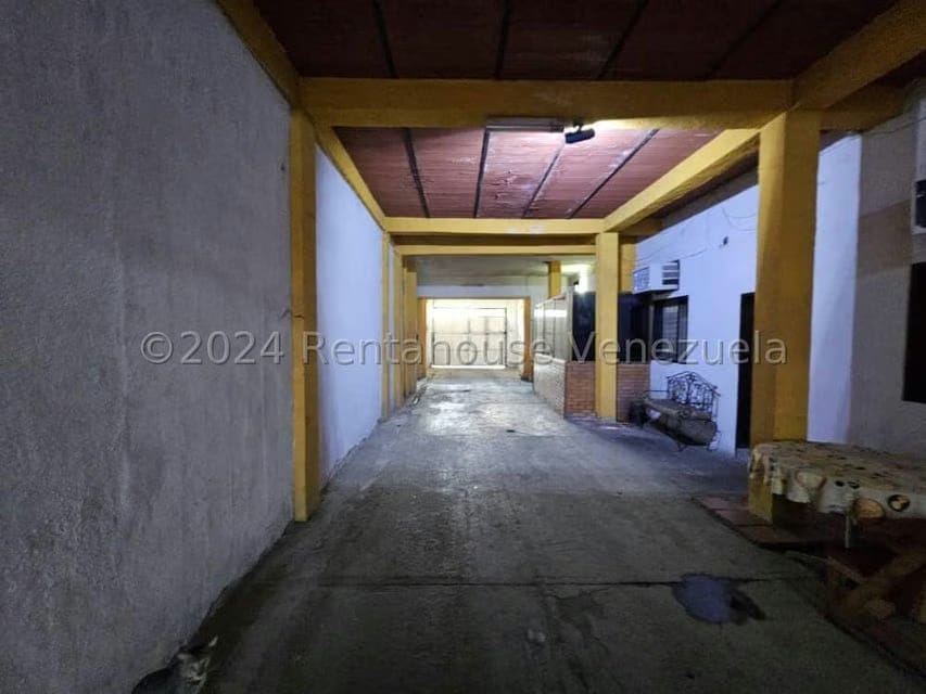 Comercial (Local Comercial) en Venta en Zona Centro, Aragua - 23