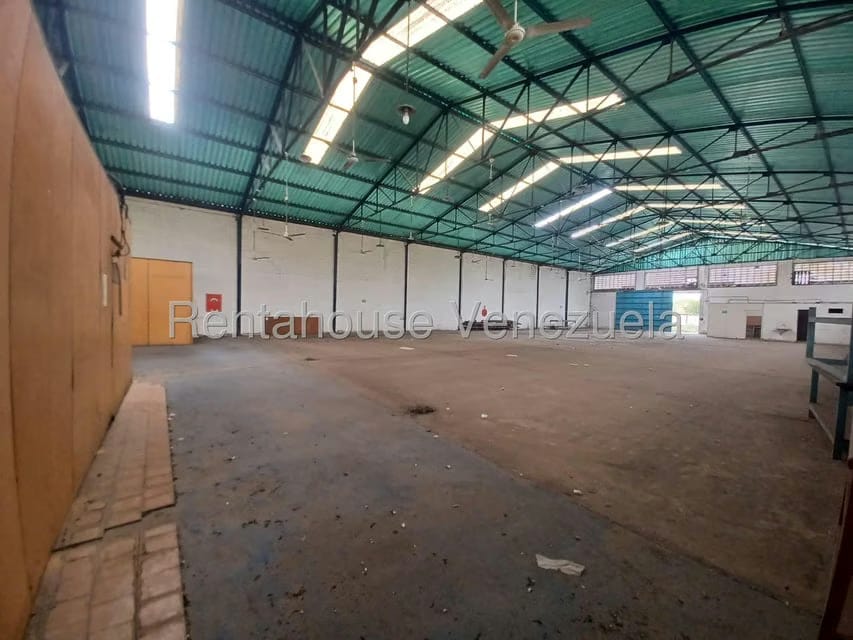 Comercial (Galpon - Deposito) en Alquiler en Zona Industrial Piñonal Sur, Aragua - 18