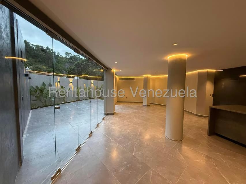 Casa (Multipes Niveles) en Venta en Prados del Este, Distrito Metropolitano - 14