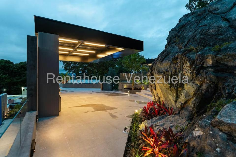 Casa (Multipes Niveles) en Venta en Prados del Este, Distrito Metropolitano - 49