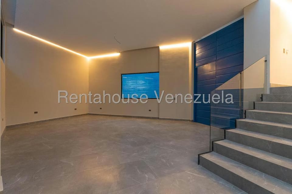 Casa (Multipes Niveles) en Venta en Prados del Este, Distrito Metropolitano - 8