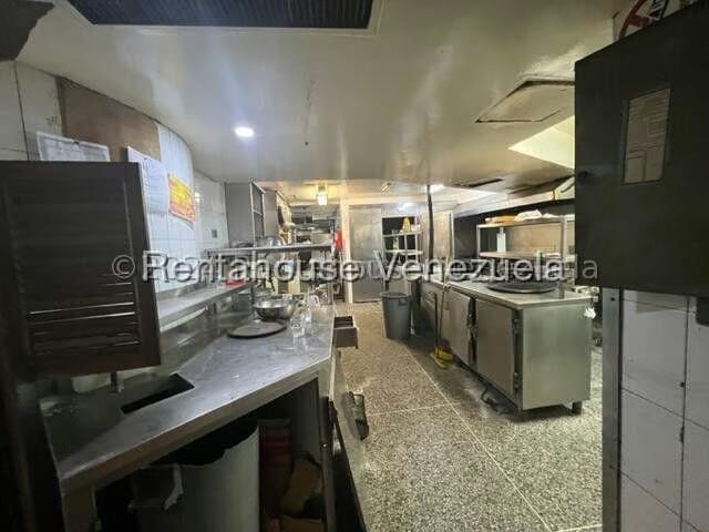 Comercial (Local Comercial) en Venta en El Recreo, Distrito Metropolitano - 14
