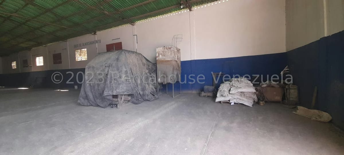 Comercial (Galpon - Deposito) en Venta en Centro, Portuguesa - 17