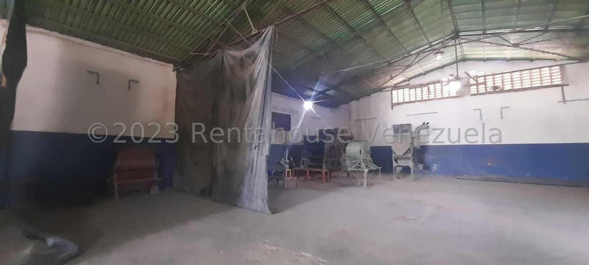 Comercial (Galpon - Deposito) en Venta en Centro, Portuguesa - 18