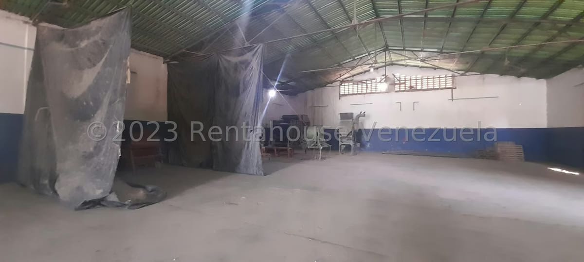 Comercial (Galpon - Deposito) en Venta en Centro, Portuguesa - 9
