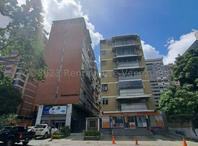 APARTAMENTO EN VENTA – ELENA MARIN NOBREGA
