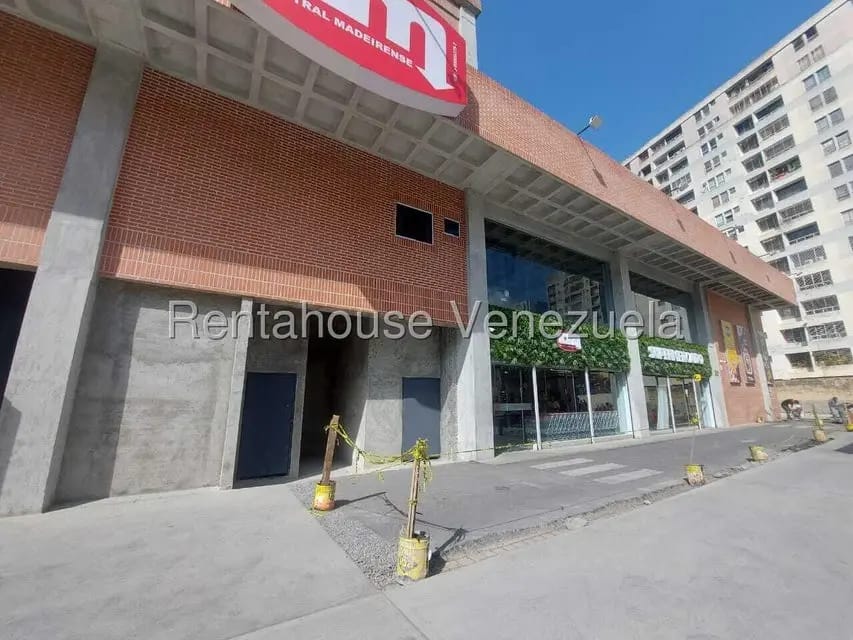 Comercial (Local Comercial) en Venta en Lomas del Avila, Distrito Metropolitano - 2