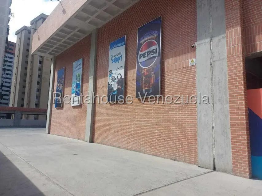 Comercial (Local Comercial) en Venta en Lomas del Avila, Distrito Metropolitano - 12