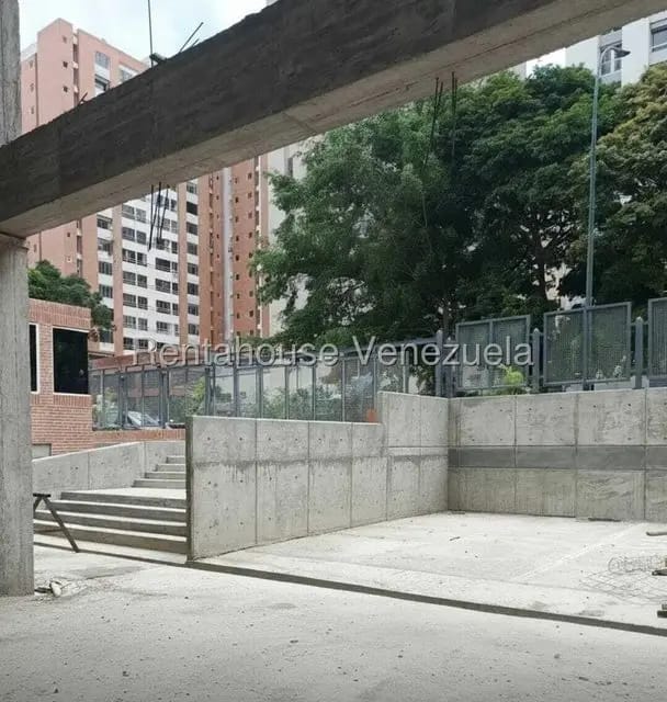 Comercial (Local Comercial) en Venta en Lomas del Avila, Distrito Metropolitano - 6