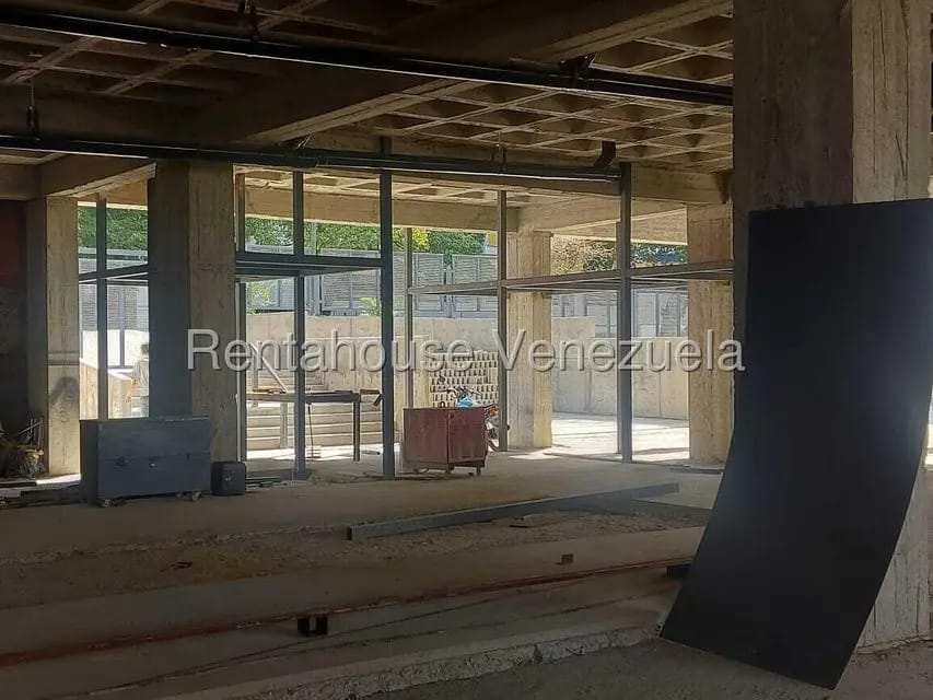 Comercial (Local Comercial) en Venta en Lomas del Avila, Distrito Metropolitano - 8