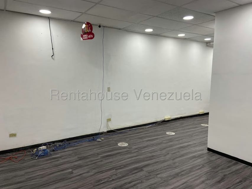 Comercial (Local Comercial) en Alquiler en La Tahona, Distrito Metropolitano - 5