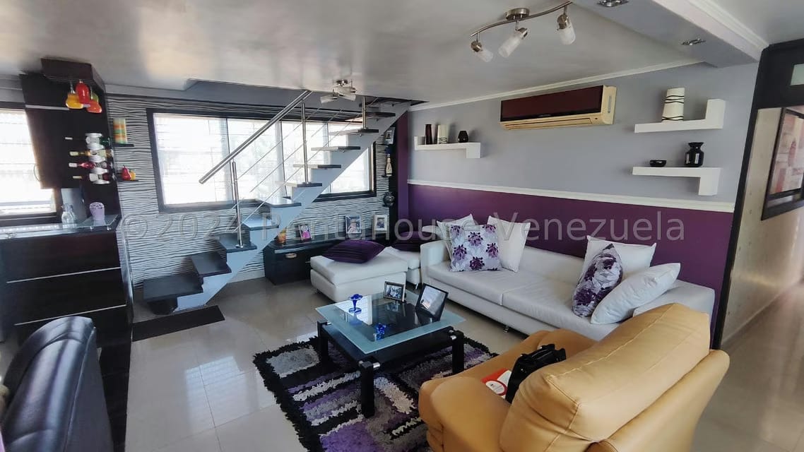 Apartamento (1 Nivel) en Venta en Avenida Mariño, Aragua - 2