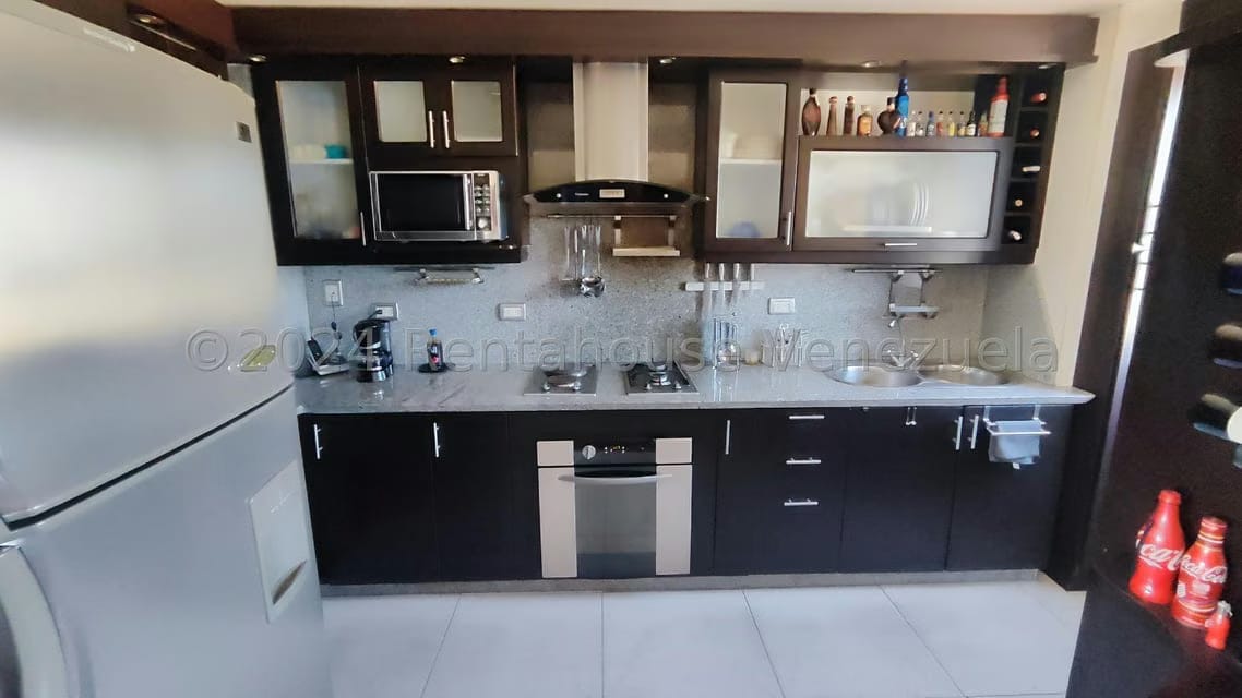 Apartamento (1 Nivel) en Venta en Avenida Mariño, Aragua - 18