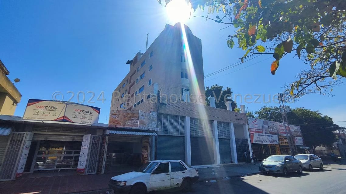 Apartamento (1 Nivel) en Venta en Avenida Mariño, Aragua - 50
