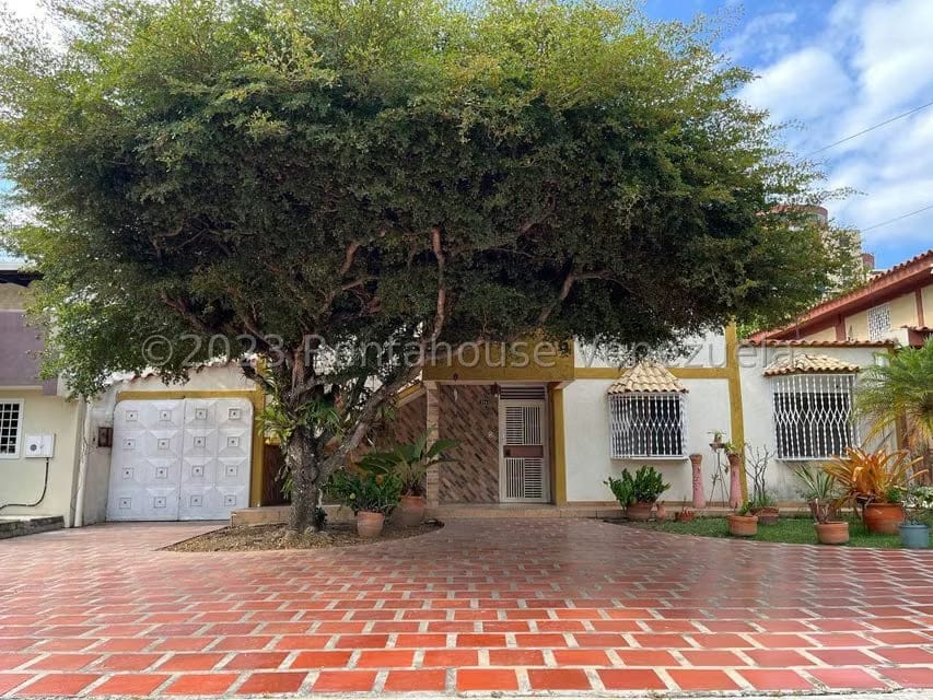Casa (Duplex) en Venta en Los Libertadores, Lara