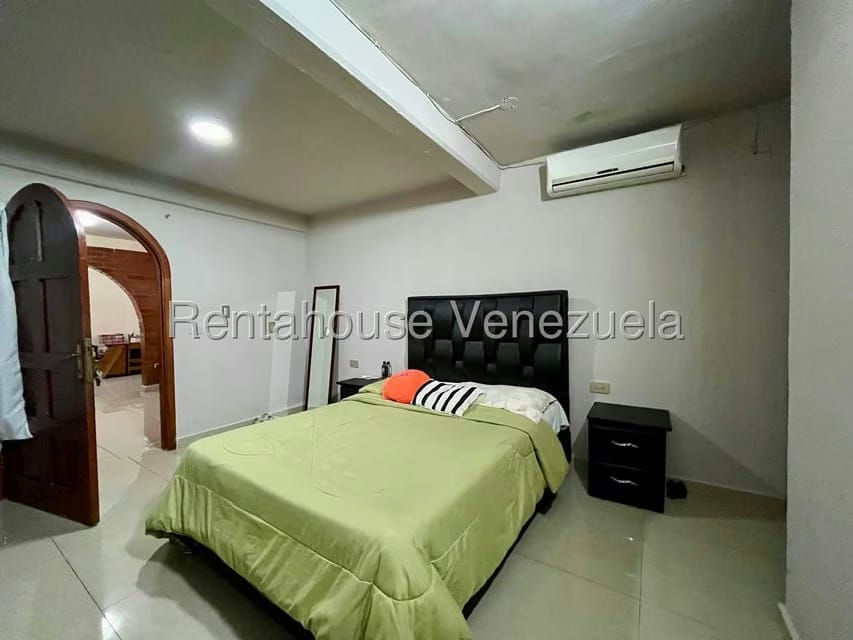 Casa (Duplex) en Venta en Los Libertadores, Lara - 13