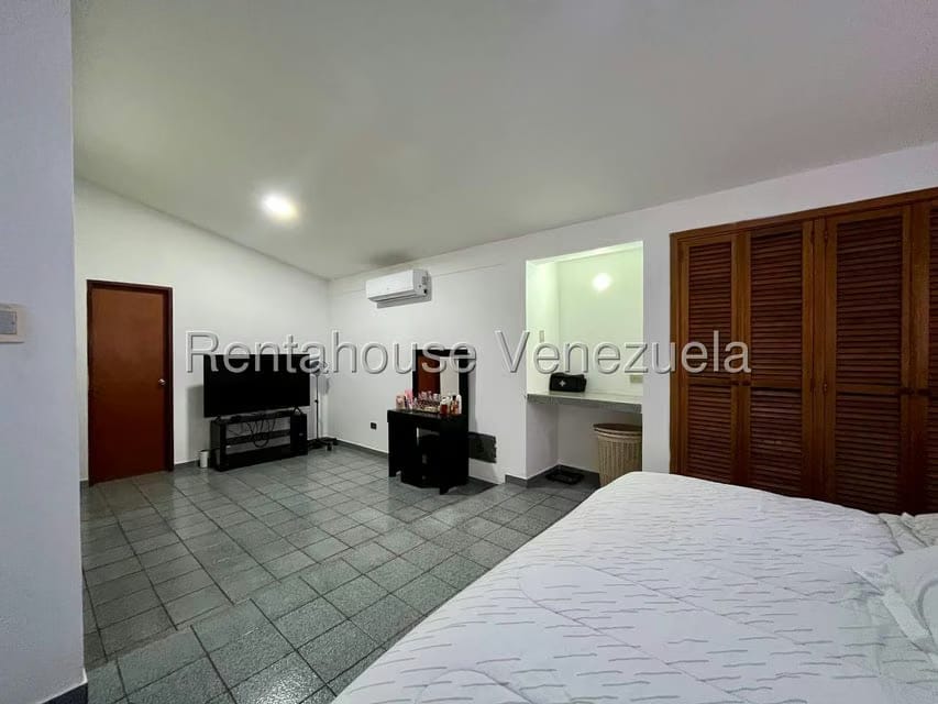 Casa (Duplex) en Venta en Los Libertadores, Lara - 18