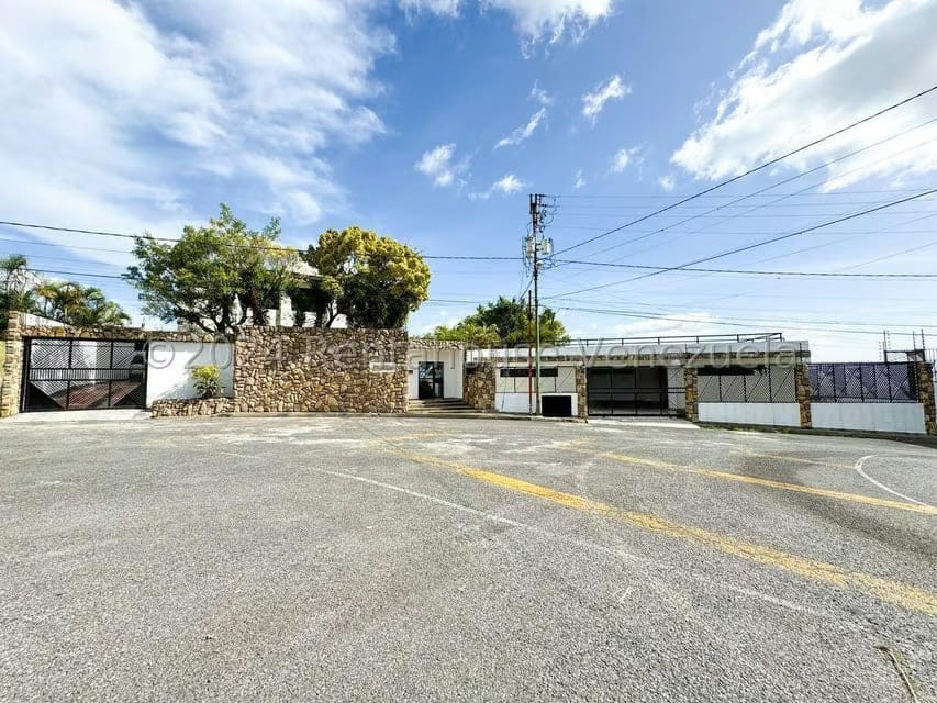 Casa (1 Nivel) en Venta en Pan de Azucar, Miranda - 36