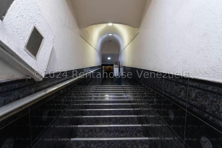 Comercial (Local Comercial) en Alquiler en Catia, Distrito Metropolitano - 22