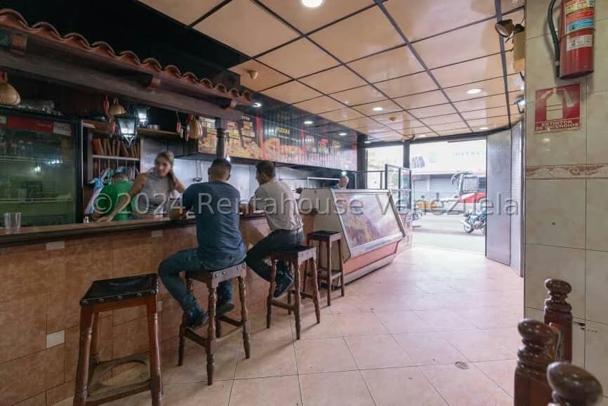 Comercial (Local Comercial) en Alquiler en Catia, Distrito Metropolitano - 4