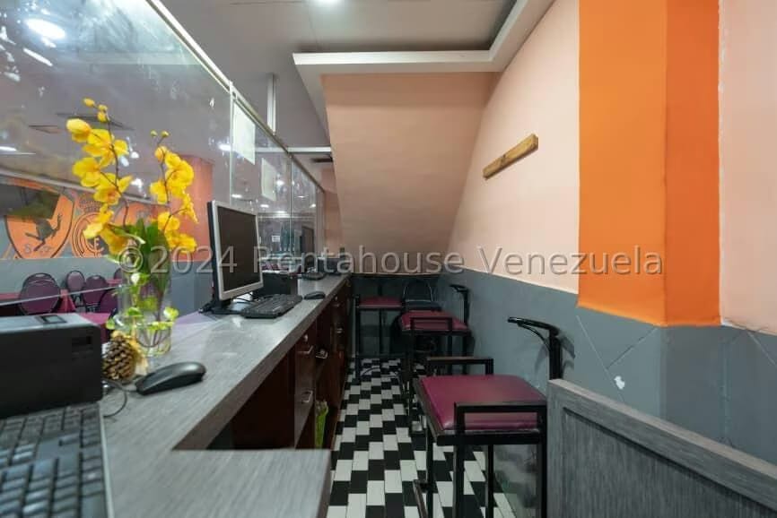 Comercial (Local Comercial) en Alquiler en Catia, Distrito Metropolitano - 32