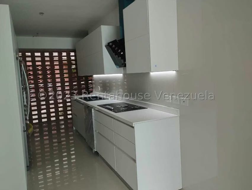Apartamento (1 Nivel) en Venta en Lomas de Las Mercedes, Distrito Metropolitano - 16