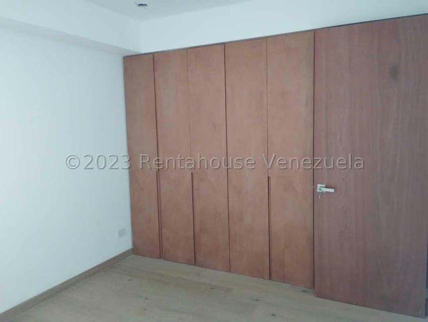 Apartamento (1 Nivel) en Venta en Lomas de Las Mercedes, Distrito Metropolitano - 28
