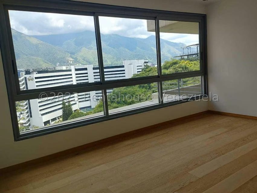 Apartamento (1 Nivel) en Venta en Lomas de Las Mercedes, Distrito Metropolitano - 4
