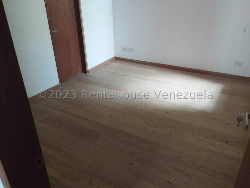 Apartamento (1 Nivel) en Venta en Lomas de Las Mercedes, Distrito Metropolitano - 34