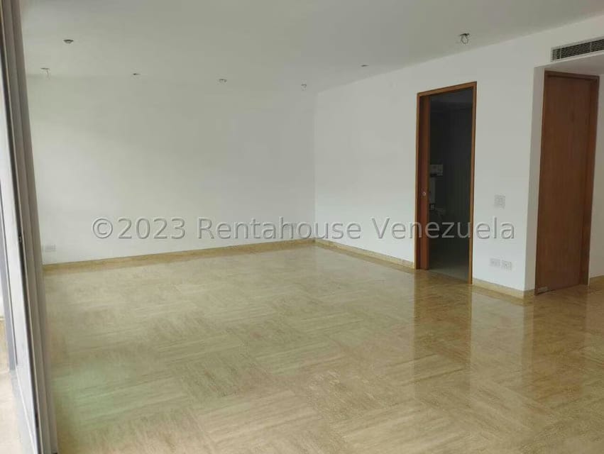Apartamento (1 Nivel) en Venta en Lomas de Las Mercedes, Distrito Metropolitano - 5