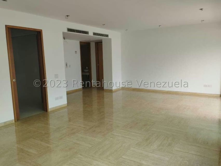 Apartamento (1 Nivel) en Venta en Lomas de Las Mercedes, Distrito Metropolitano - 7